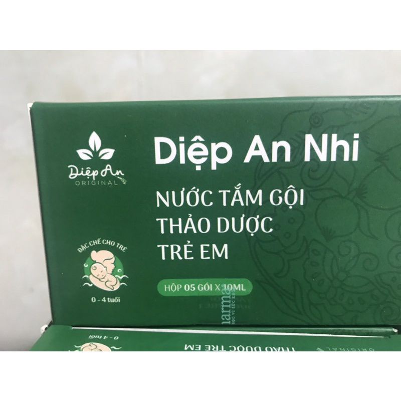 (10 gói) Diệp An Nhi Nước tắm gội thảo dược cho bé yêu