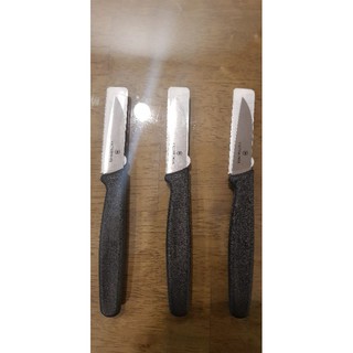 Dao gọt, tỉa rau củ Victorinox lưỡi dài 6cm màu đen, 5.0303