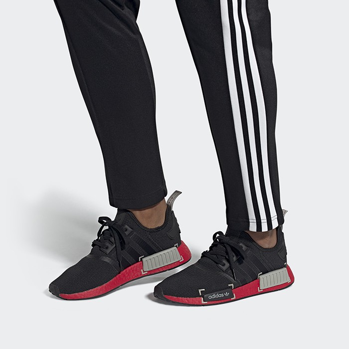 Giày adidas Sneakers cổ thấp MEN'S ORIGINALS NMD_R1 SHOES (đỏ) FV3907