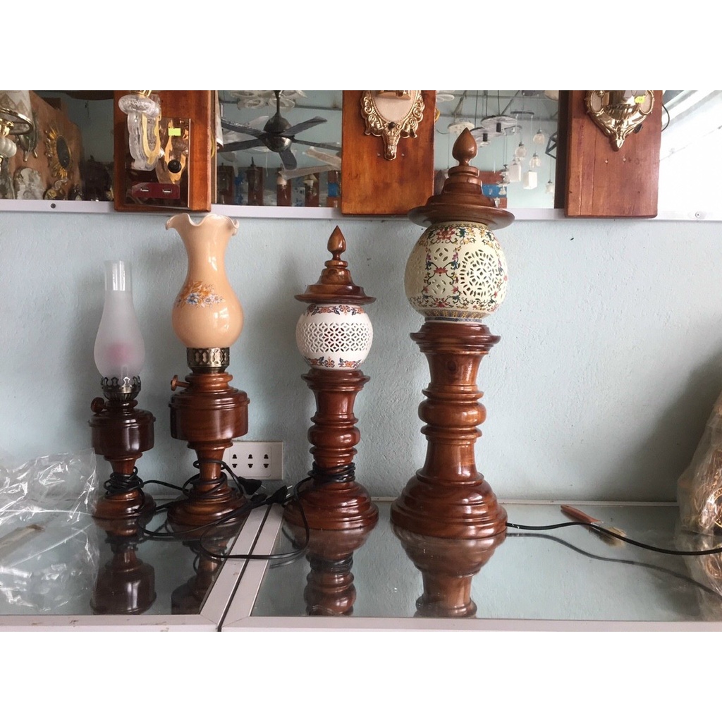 ĐÈN THỜ GỖ GỤ 100% CAO CẤP (BỘ 2 ĐÈN)