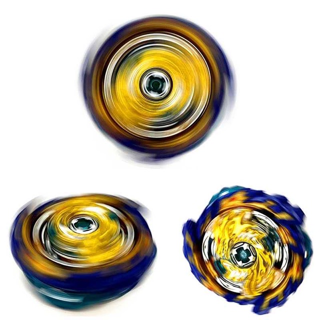 Đồ chơi con quay Beyblade Burst B-167 Sparking SuperKing Booster Mirage Fafnir Nt 2S