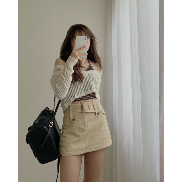 Set áo trễ vai len lướt kèm yếm dây kẻ sọc 743