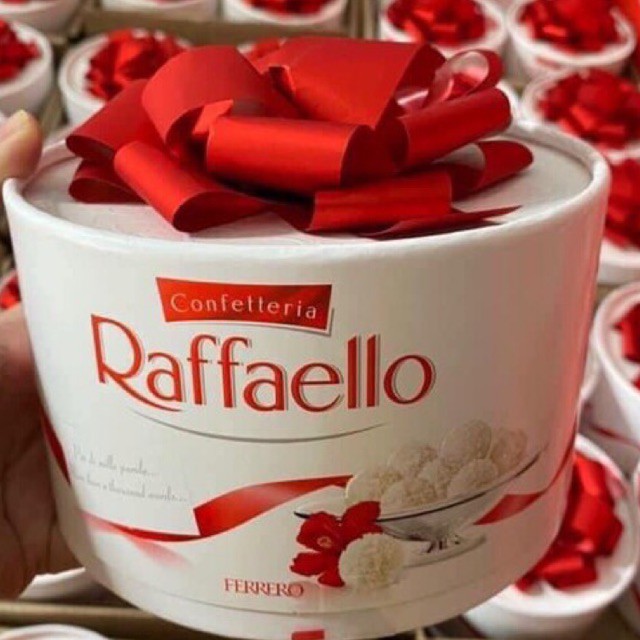 Kẹo Sữa Dừa Hạnh Nhân Raffaello Nga (Nơ-200g; không nơ-150g)