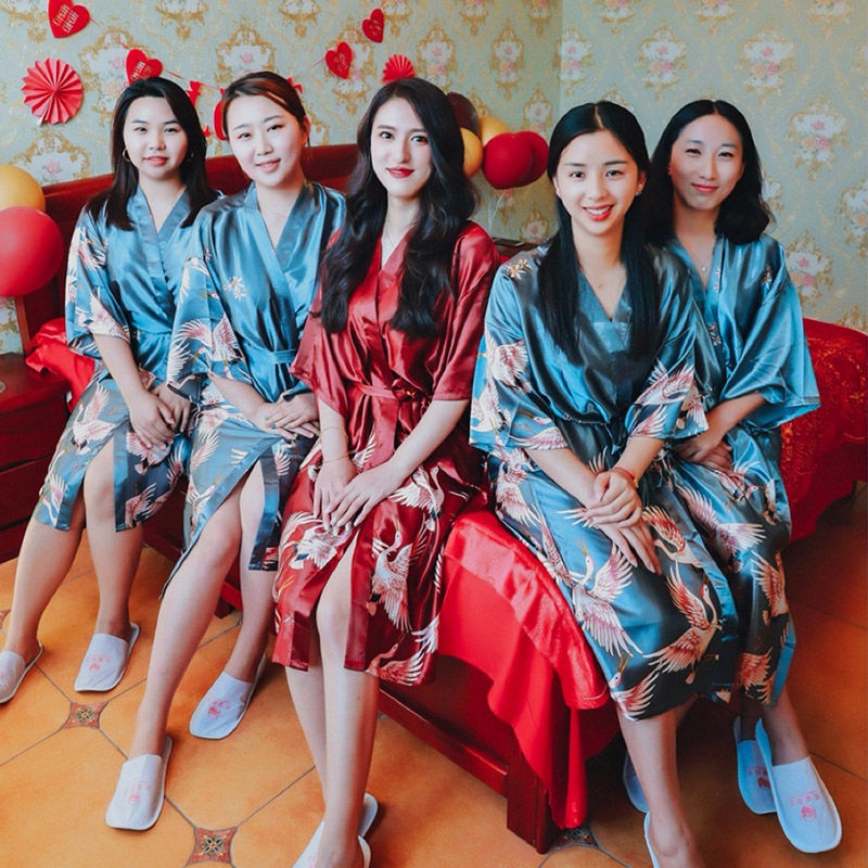 Đầm phù dâu thiết kế sang trọng quý phái | BigBuy360 - bigbuy360.vn