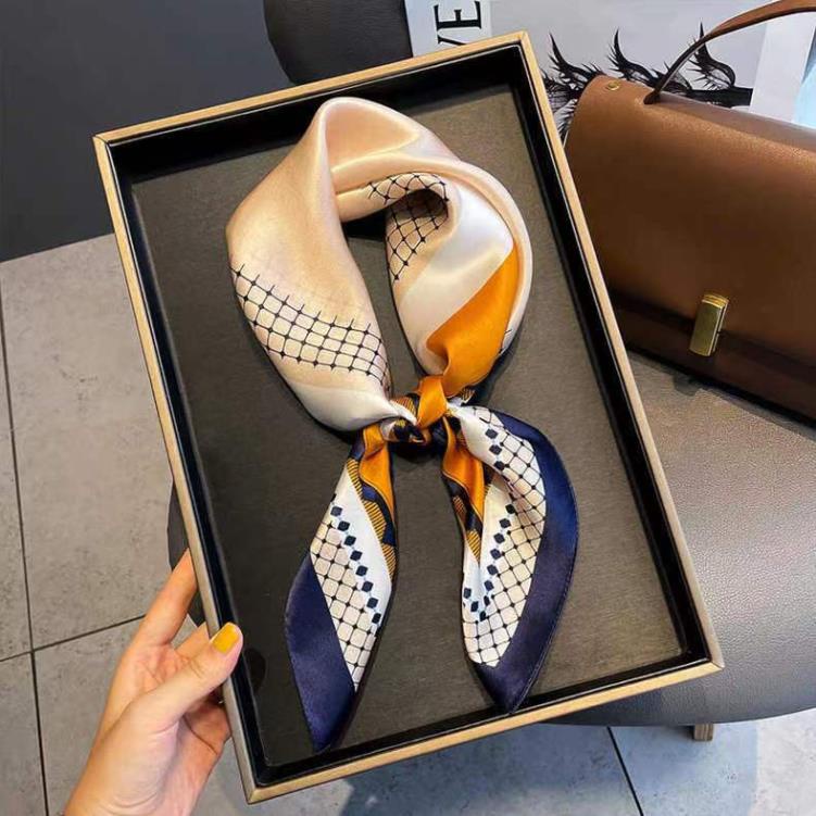 Khăn Lụa Vuông 70x70 choàng Cổ trùm đầu, đi biển Buộc Tóc, Áo Yếm