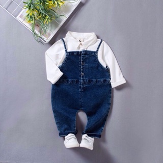 Sét yếm jeans kèm áo bé trai