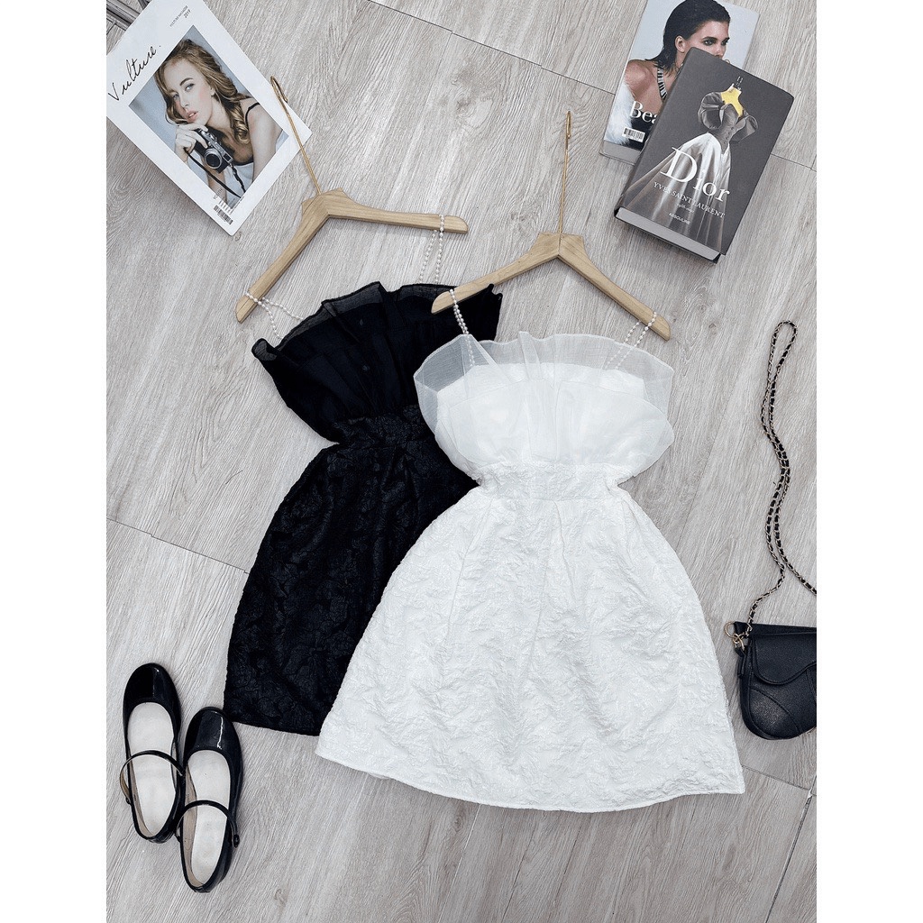 ĐẦM GẤM XỐP NỮ DẬP TƠ NGỰC 2 DÂY XÌ TEEN CỰC HOT SANG CHẢNH