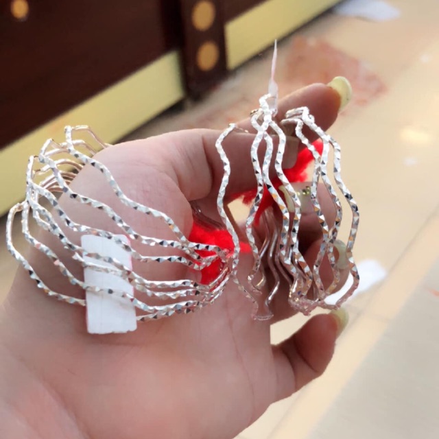 Vòng tuần bạc có size cho mẹ và bé