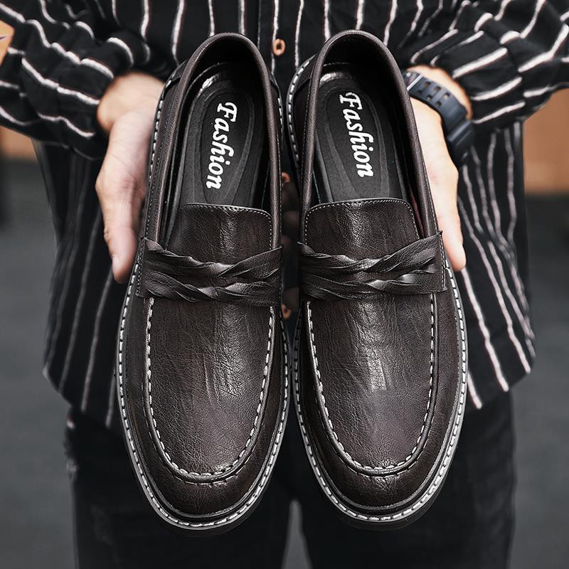 Casual leather shoes men's autumn men's shoes all-match nightclub hair stylist lazy artificial dress Martin tide shoes business trend Korean version