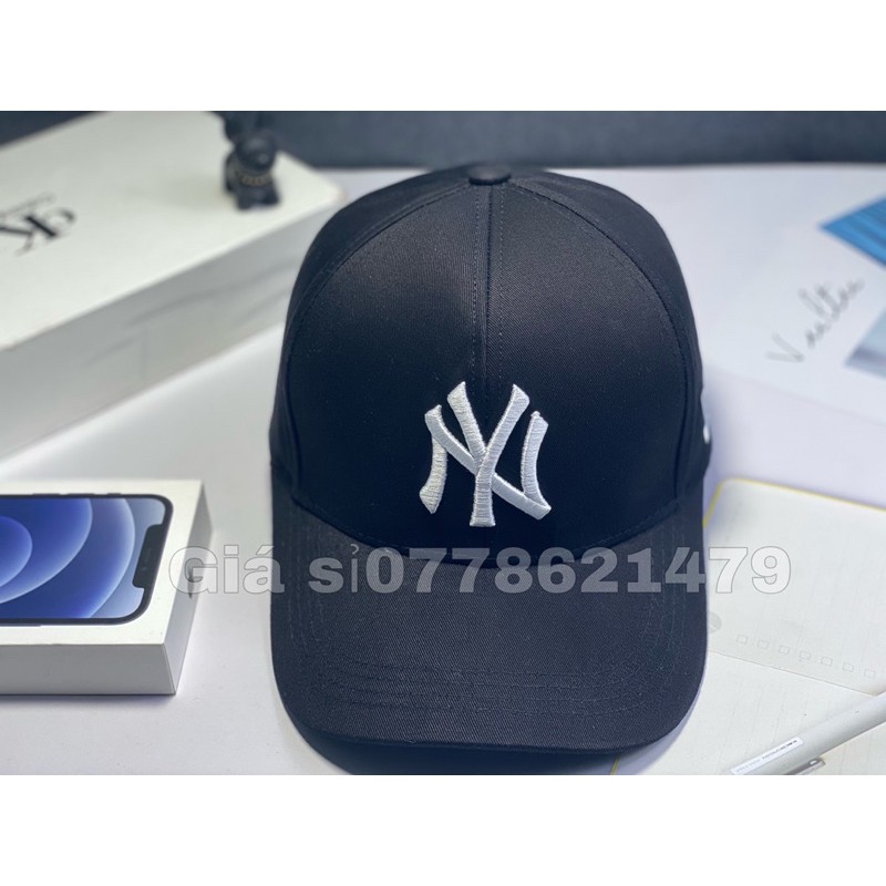 Nón kết lưỡi trai thêu ny logo đuôi in dây có tem thời trang