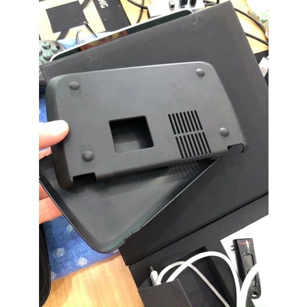 Laptop Mini GAMING GPD WIN 2 FULLBOX LIKENEW, màn cảm ứng, cực kỳ rõ đẹp, đã nâng cấp luôn SSD M2 512gb | BigBuy360 - bigbuy360.vn