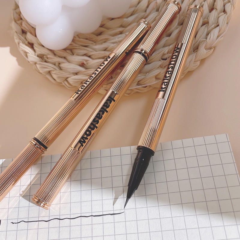 Bút Kẻ Mắt Dạng Lỏng Dễ Sử Dụng Lâu Trôi Không Thấm Nước