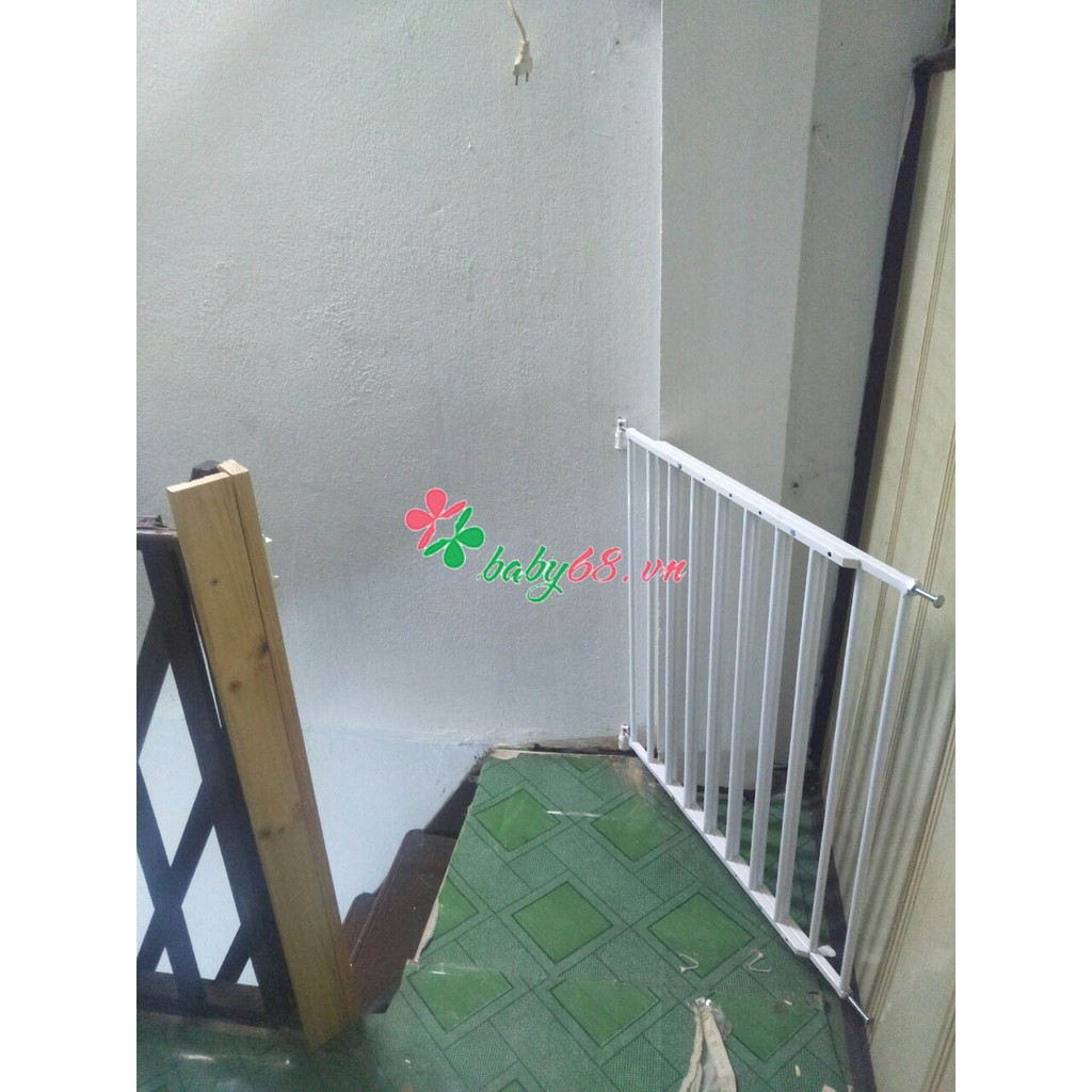Thanh chắn cửa cho bé Lara khoan tường cao 90cm