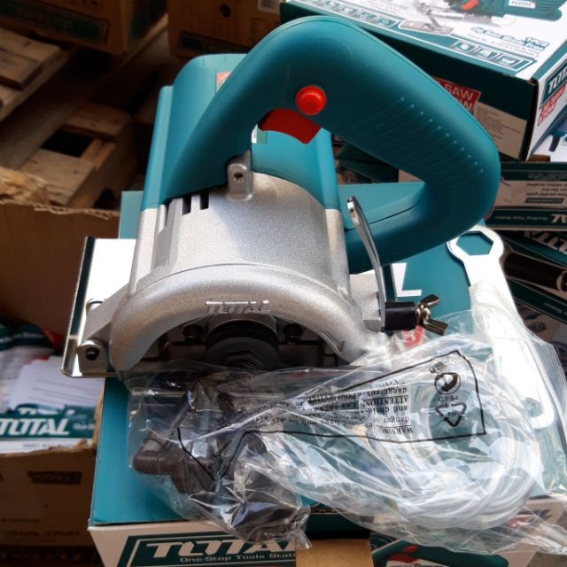 Máy cắt đá 1400W dùng điện 220V Total TS3141102