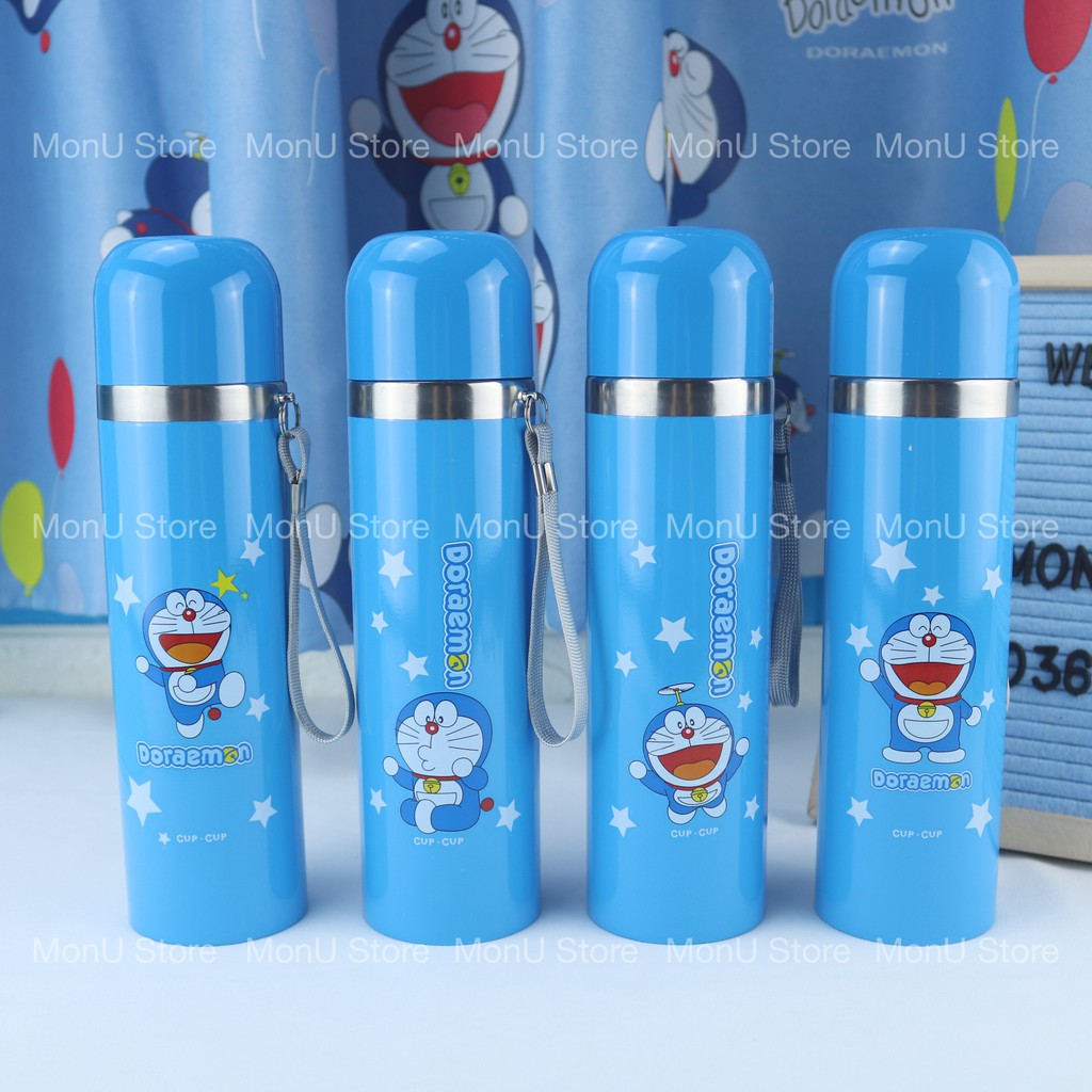 Bình giữ nhiệt nắp xoay có dây xách hình DORAEMON DOREMON dễ thương chất liệu inox 304 an toàn MON0195