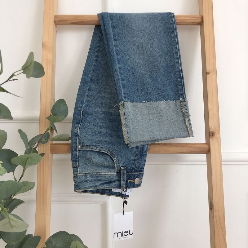 Quần jeans MIEU ống đứng gập lai to - GN13