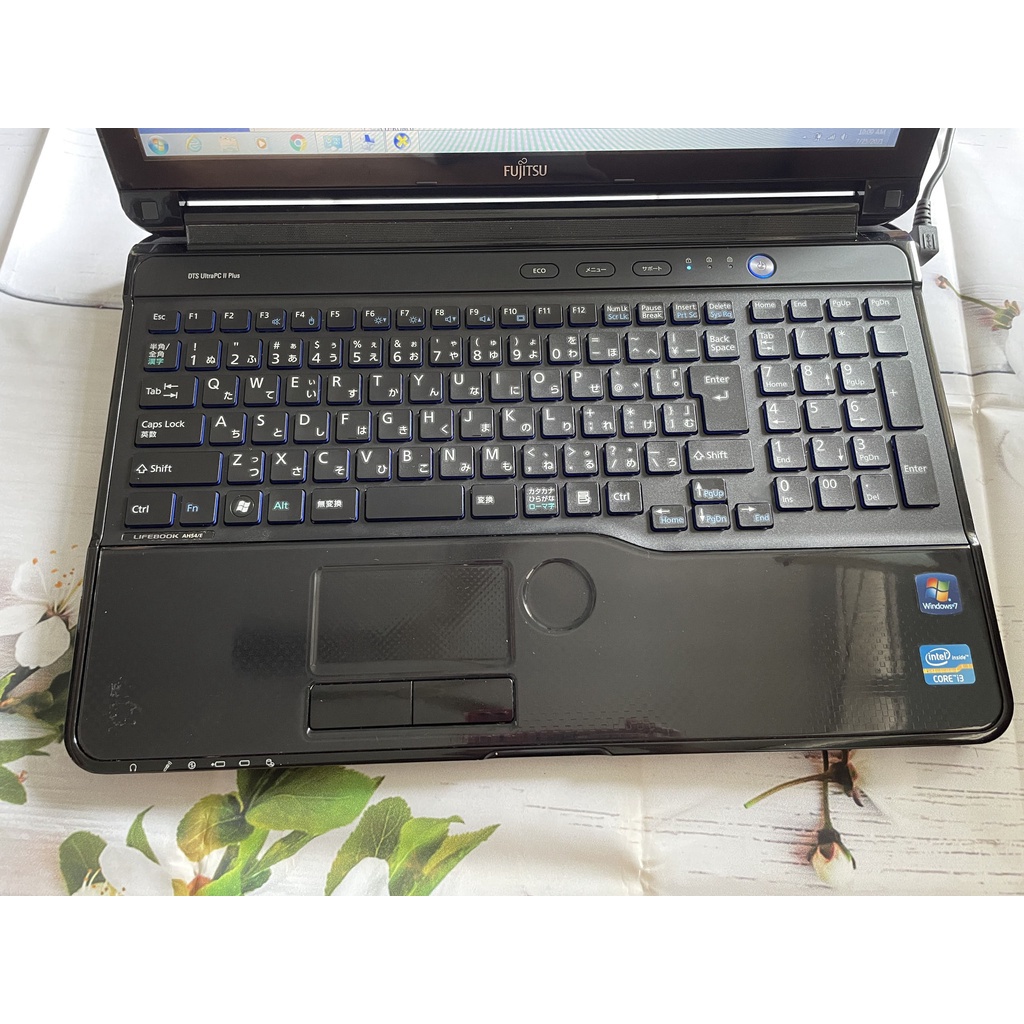 Máy tính xách tay Fu.jit.su Life.book AH54/E I3/4G/640/15.6 inch đen bóng | BigBuy360 - bigbuy360.vn