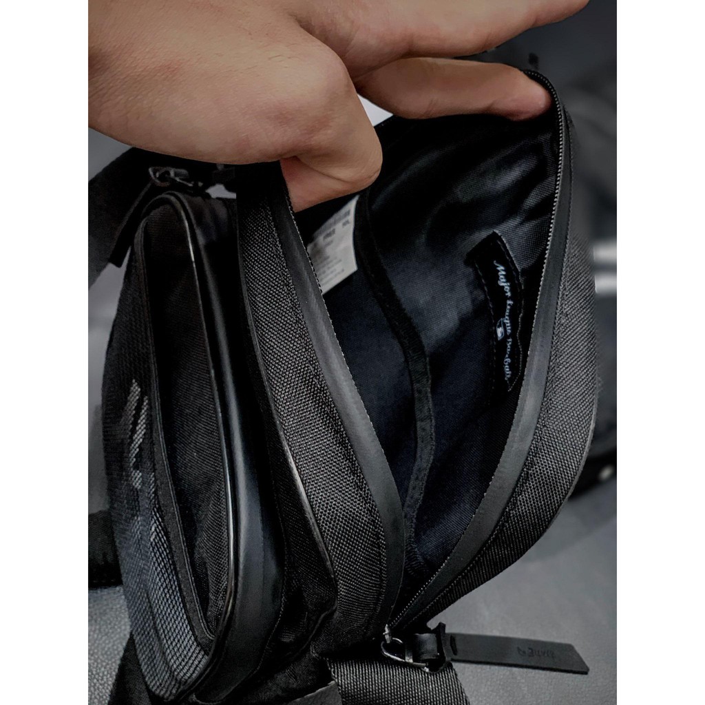 Túi đeo chéo Yankees mini bag dây kéo chống thấm nước | BigBuy360 - bigbuy360.vn