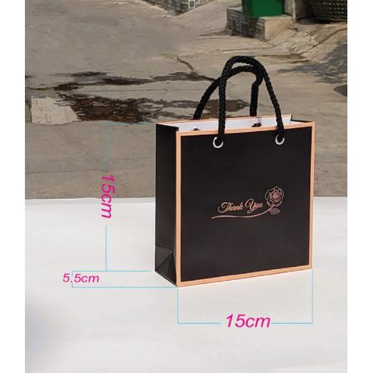 Túi giấy giá siêu rẻ đựng mỹ phẩm phụ kiện quà tặng nước hoa son môi size 15x15x5.5cm mẫu túi 14