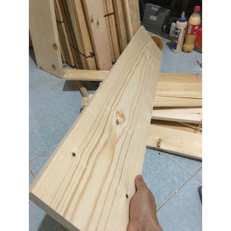 Tấm gỗ thông mới mặt lớn dài 1m rộng 20cm dày 2cm được bào láng 4 mặt