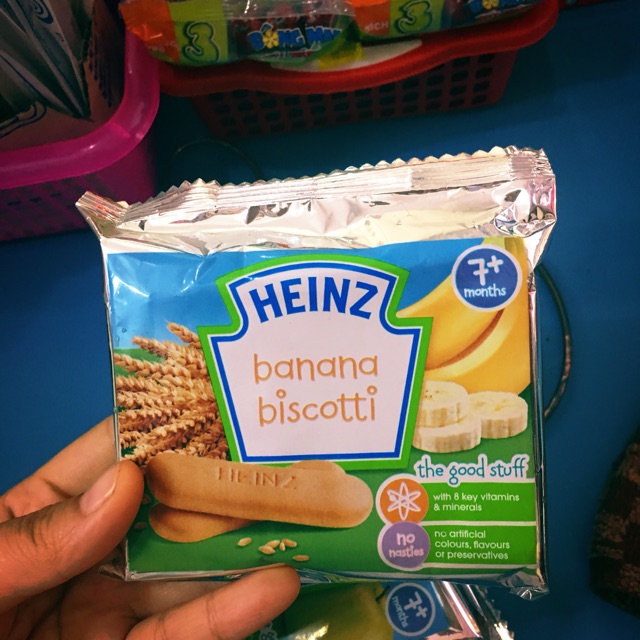 Bánh ăn dặm heinz.