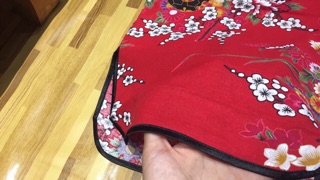 Sườn xám bé gái