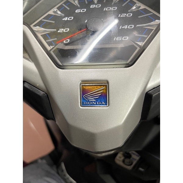 Tem Logo honda titan, thích hợp dán biển số,bợ đồng hồ