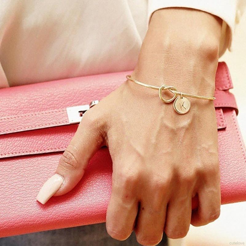 Vòng Tay Hợp Kim Mặt Chữ Cái Đơn Giản Thời Trang | BigBuy360 - bigbuy360.vn