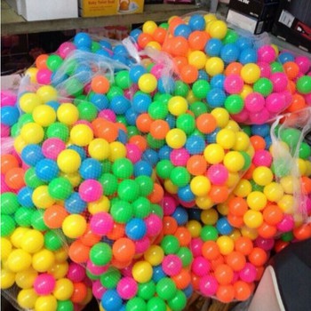 100 trái bóng cho bé yêu