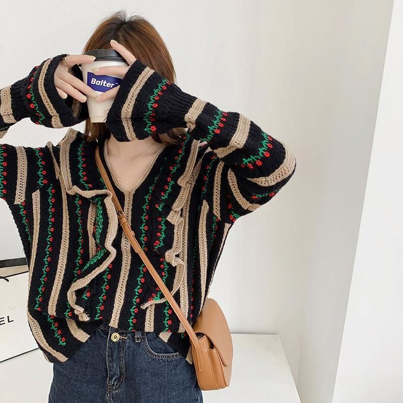 Áo len nữ dài tay cổ chữ V sọc ngang màu sắc thời trang