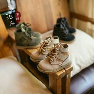 Boot trẻ em
