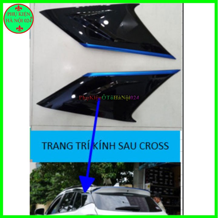 Trang Trí Kính Sau Cho Toyota Cross 2020 2021 Đen Viền Xanh