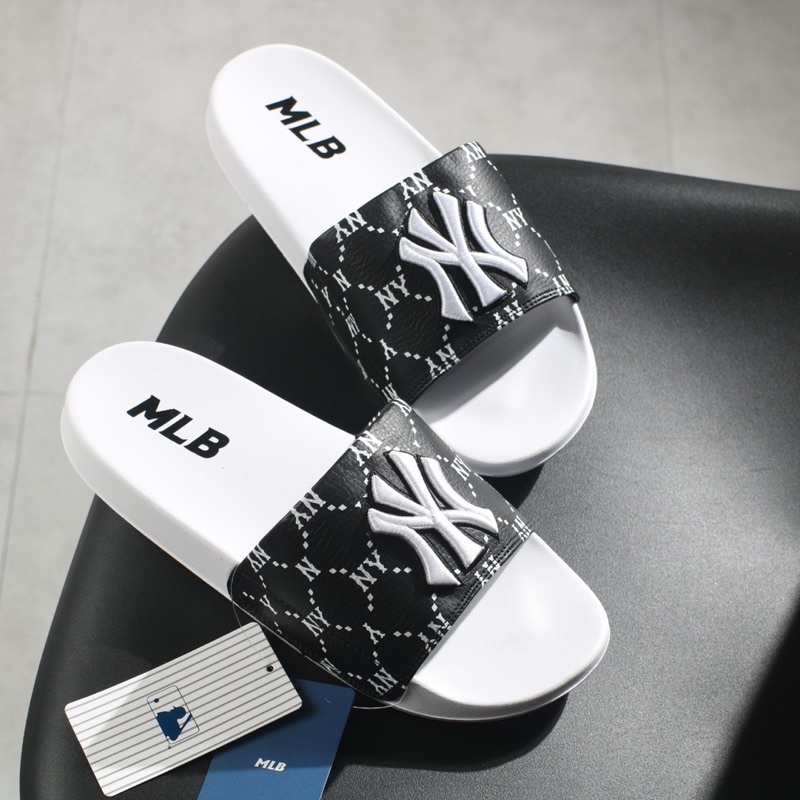 Dép quai ngang thêu chữ MLB nam nữ đủ màu