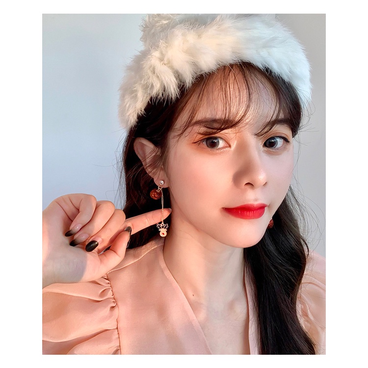 Fashion Christmas Tree Santa Claus Earrings for Women Cartoon Elk Plush Ball Star Tassel Pearl Earring Accessories Jewelry Christmas Decoration