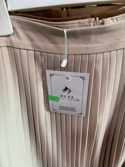 CHÂN VÁY XẾP LY DÁNG DÀI CẠP KHOÁ CÔNG SỞ MS14929 (M4-2)