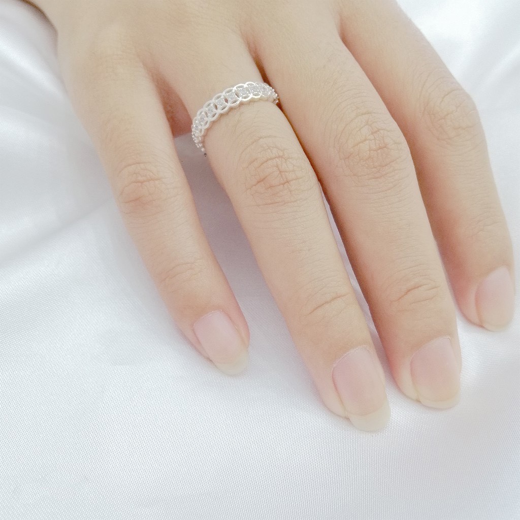 Nhẫn đồng xu may mắn