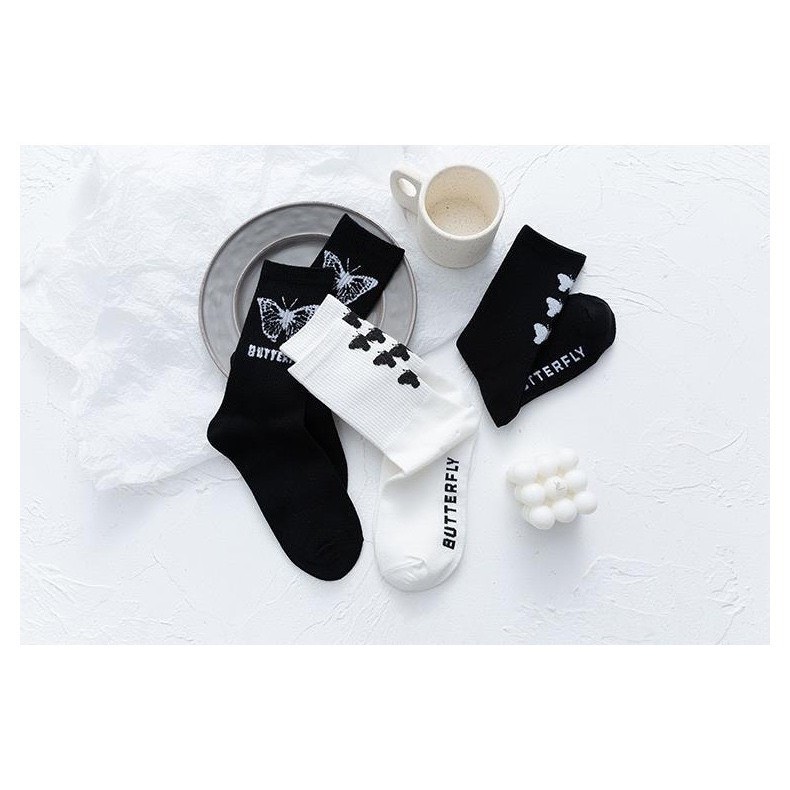 Vớ cao cổ unisex màu đen trắng hoạ tiết bướm butterfly TN38