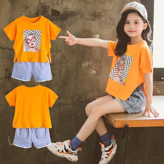 1,5 set áo phông cô gái to