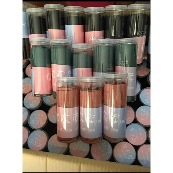 Quần đùi tập gym yoga Uniqlo lưng cao ôm sát gen bụng, hách mông cực đỉnh