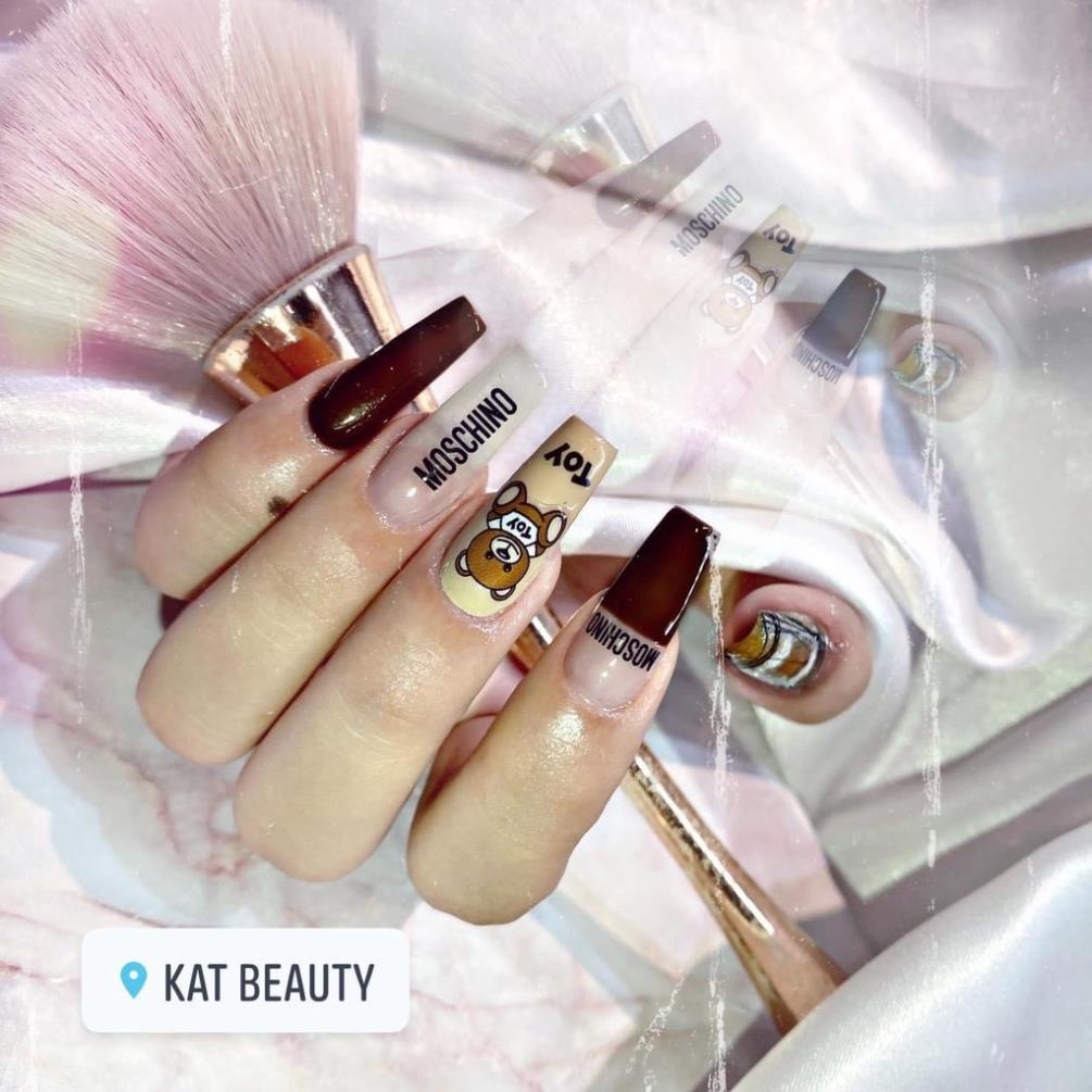Sticker lụa 5d gấu moschino miếng dán móng tay nail