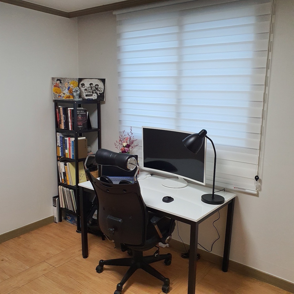 Kệ gỗ trang trí đa năng hình vuông 5 tầng màu đen - MW FURNITURE - Nội thất trang trí