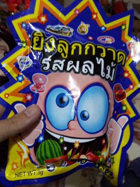 Kẹo nổ thái lan tặng đồ chơi ( 1 dây 12 gói )