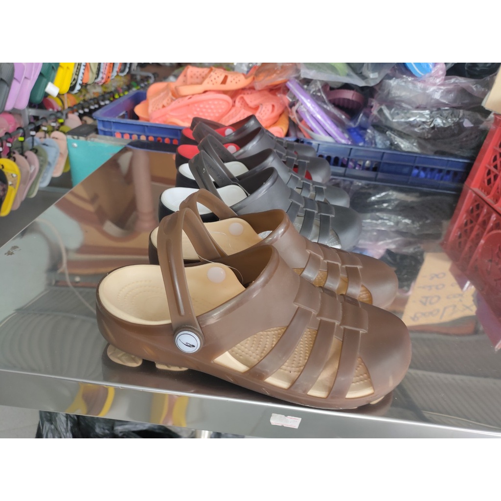 Sandal nhựa dẻo bít mũi đi mưa cho nữ Bioren Catha chống trơn siêu nhẹ siêu bền