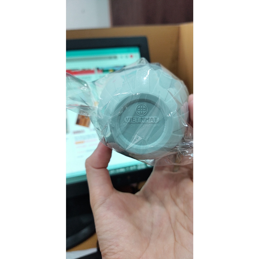Giỏ 10 dĩa, nĩa xiên trái cây bằng nhựa Việt Nhật xinh xắn