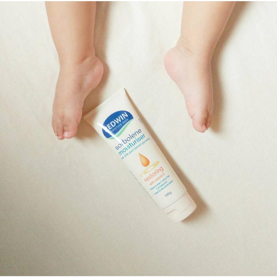 REDWIN Sorbolene Moisturiser With Vitamin E 100g - Kem Dưỡng Thể Làm Mềm Mịn Sáng Da Toàn Thân.