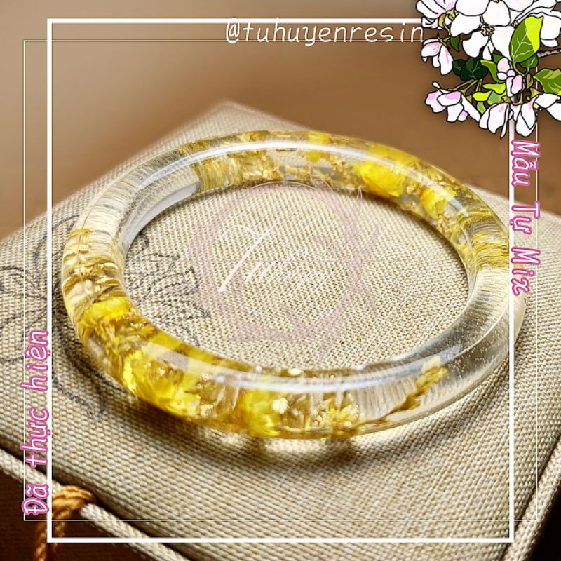 Vòng tay resin hoa khô nhà Tư Tư làm theo mẫu có sẳn_mẫu 4+_đã mix🌸◽️▫️