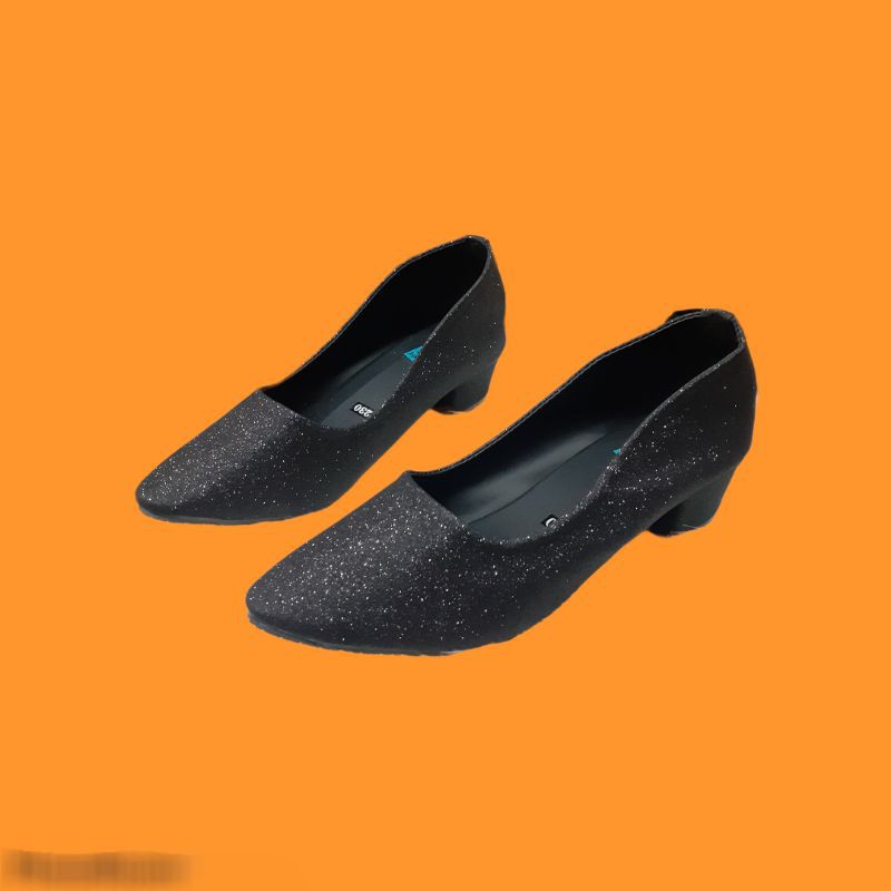 Giày Nữ Vuông Đen Kim Tuyến