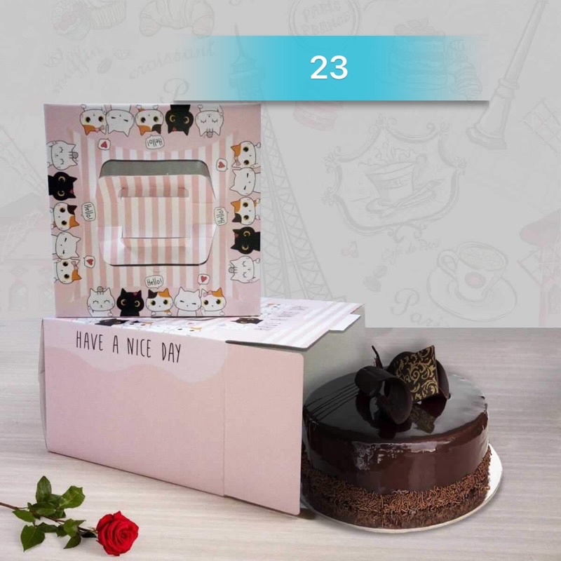 Hộp bánh kem size 23cm có nhiều mẫu như hình kèm đế trắng cứng cáp