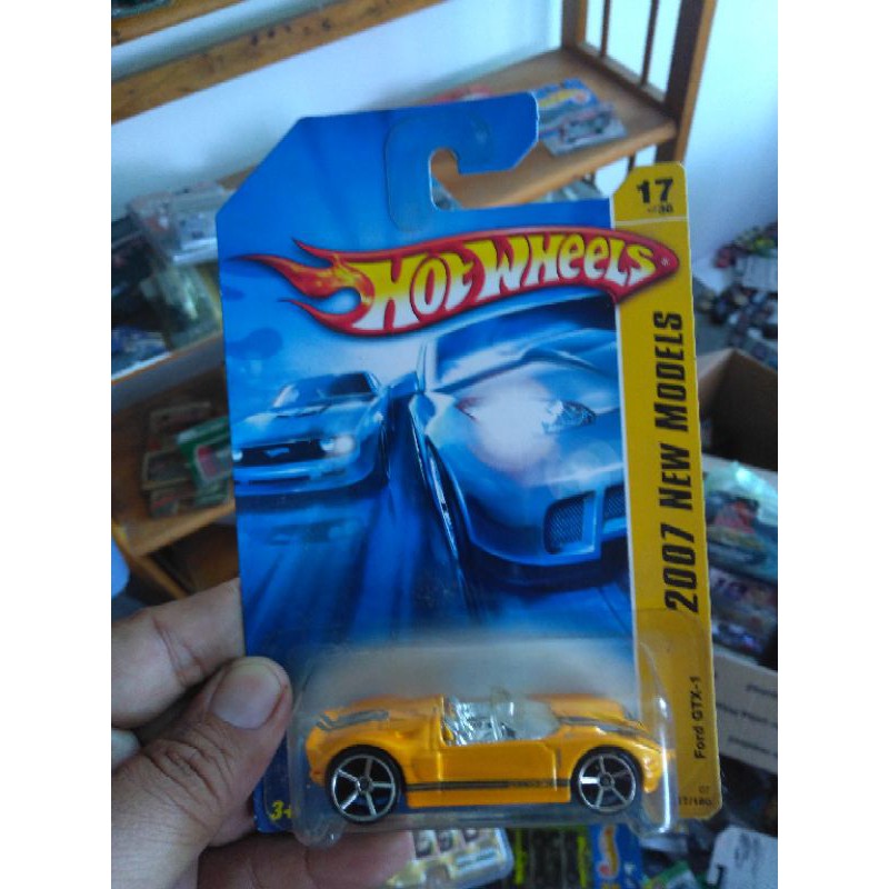 xe Hotwheels Ford GTX1 yellow , hàng siêu hiếm