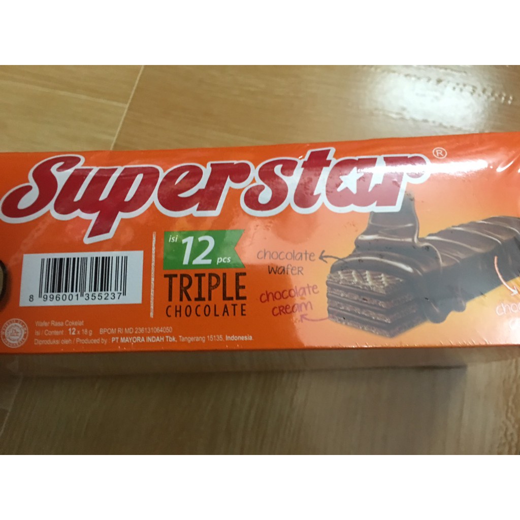 Bánh Xốp Superstar Chocolate 216g - 12 thanh x18g